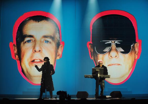 Pet Shop Boys mēģinājumā pirms Brit Award balvu pasniegšanas ceremonijas. Londona, 18.02.2009.