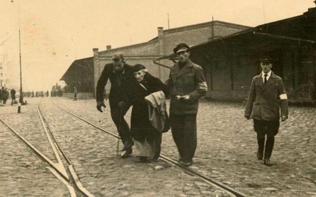 Vācbaltiešu izceļošana. Rīga, 1939. gads.