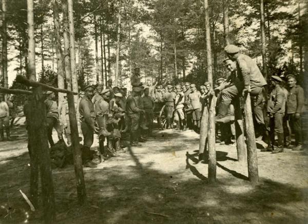 6. Tukuma latviešu strēlnieku bataljona strēlnieki 1916. gada vasarā. 