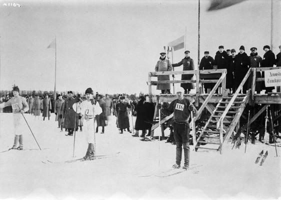 Distanču slēpošanas sacensības Oulun Tervahiihto. Oulu, Somija, 22.01.1938.