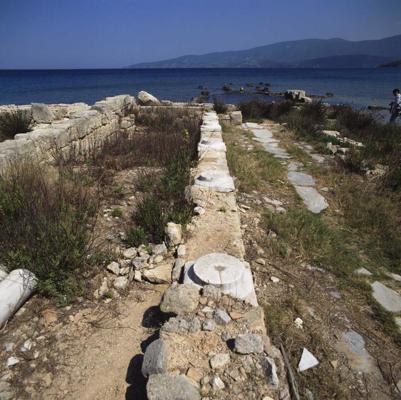 Afrodītes, Asklēpija un Izīdas tempļa paliekas (4. gs. p. m. ē. – 5. gs.) Korintā. Grieķija, 08.2015.