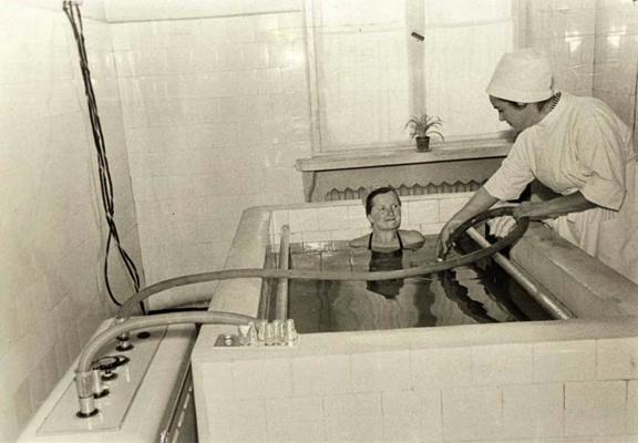 Ūdens procedūras sanatorijā "Baldone". 20. gs. 60. gadi.