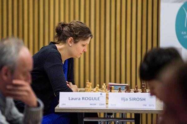 Laura Rogule FIDE Baltijas zonālā turnīra / FIDE prezidenta Kirsana Iļumžinova kausa izcīņas posmā. Pērnava, 2016. gads.