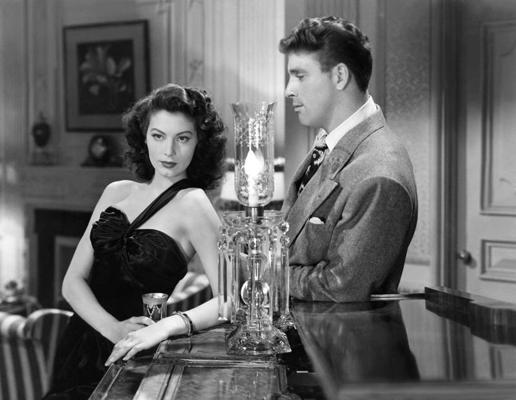 Eiva Gārdnere un Bērts Lankasters filmā "Slepkavas", 1946. gads.