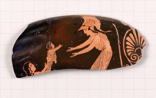 Kiliksa (dzeramās krūzes) terakotas fragments ar Atēnu, kas saņem mazuli no Gājas. Grieķija, 5. gs. vidus p. m. ē.