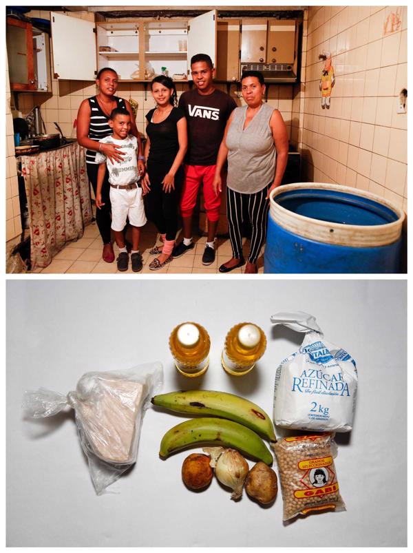 Pētījumā dokumentēts kādas ģimenes mājās pieejamais pārtikas klāsts. Karakasa, Venecuēla. 2016. gads.