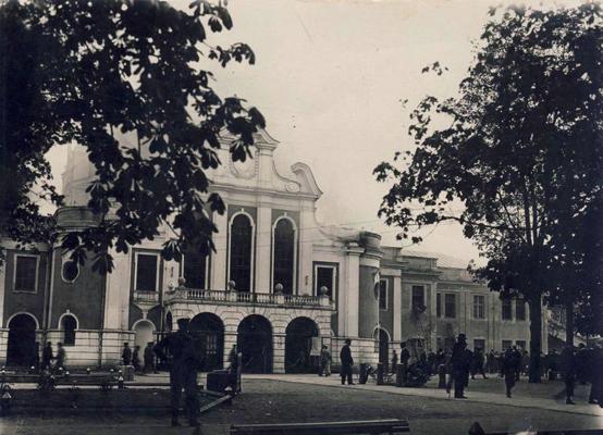 Ugunsgrēks Valsts teātrī. Lietuva, 1931. gads.