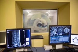 Magnētiskās rezonanses izmeklējums neiroloģiskajā klīnikā. Sofija, Bulgārija, 07.11.2017.