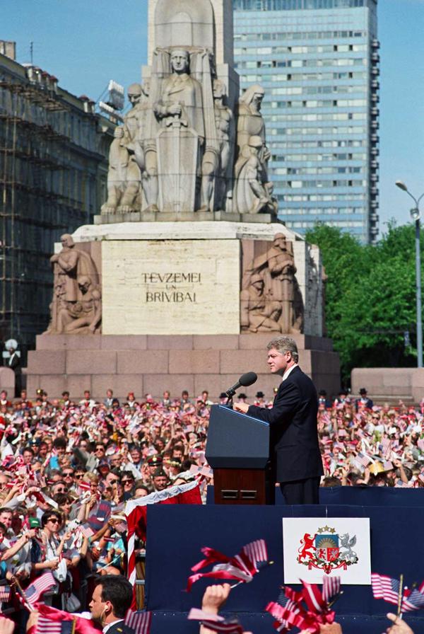 ASV prezidenta Bila Klintona vizīte Latvijā. Rīga, 07.07.1994.