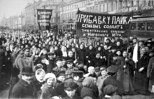 Putilova fabrikas strādnieku demonstrācija Februāra revolūcijas laikā. 1917. gads.