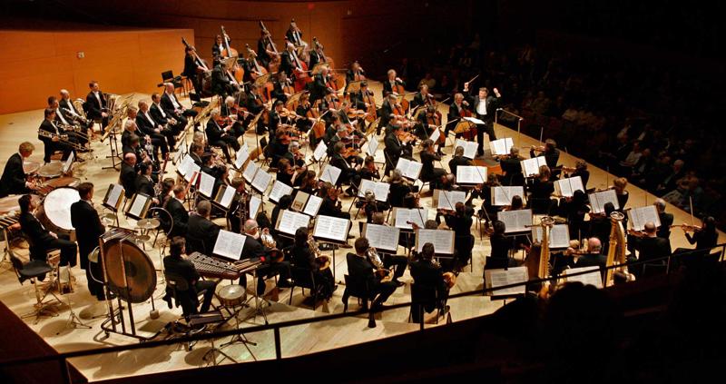 Diriģents Mariss Jansons un Amsterdamas Concertgebouw simfoniskais orķestris. Volta Disneja koncertzāle, Losandželosa, 29.01.2008.