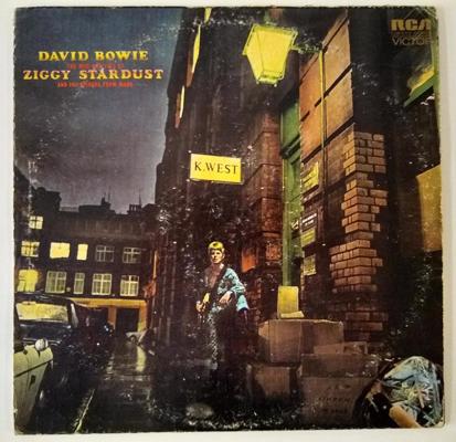 Deivida Bovija albums The Rise and Fall of Ziggy Stardust and the Spiders from Mars (1972).