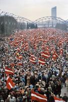 Latvijas Tautas frontes organizētā protesta demonstrācija pret PSRS varas iestāžu agresīvo politiku Baltijā. Rīga, 13.01.1991.
