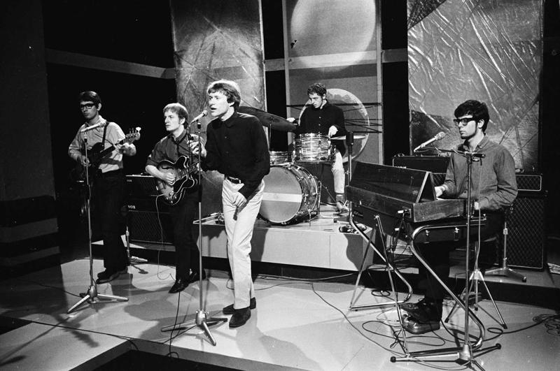 Grupas Manfred Mann mēģinājums TV šovam. Lielbritānija, ap 1965. gadu.