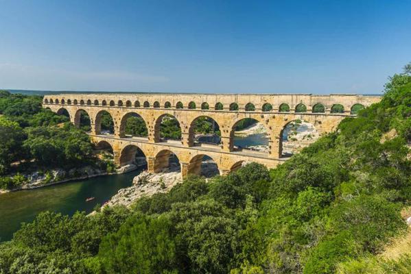 Romiešu Pondigāras (Pont du Gard) akvedukts, celts 1. gs. Dienvidfrancija, 21. gs.