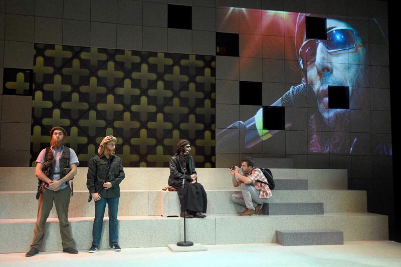 Izrādes "Islāma valsts iekšienē" (Inside IS) mēģinājums teātrī Grips-Theater. Berlīne, Vācija, 2016. gads.