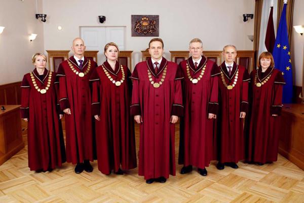 Satversmes tiesas tiesnešu sastāvs. 24.10.2022.