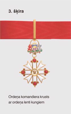 Viestura ordenis. 3. šķira: Ordeņa komandiera krusts ar ordeņa lenti kungiem.
