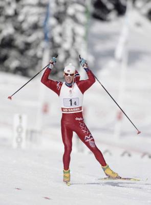 Bjērns Dēli (Bjørn Dæhlie) distanču slēpošanas sacensībās ziemas olimpiskajās spēlēs Albērvilā. Francija, 18.02.1992.