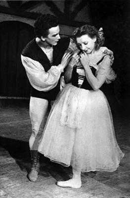 Anna Priede un Haralds Ritenbergs Ādolfa Šarla Adāna baletā "Žizele". LNO, 20. gs. 50. gadu beigas.