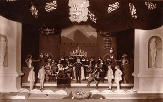 Pedro Kalderona de la Barkas lugas "Dzīve-sapnis" iestudējums. Latvijas Nacionālais teātris, 1929. gads.