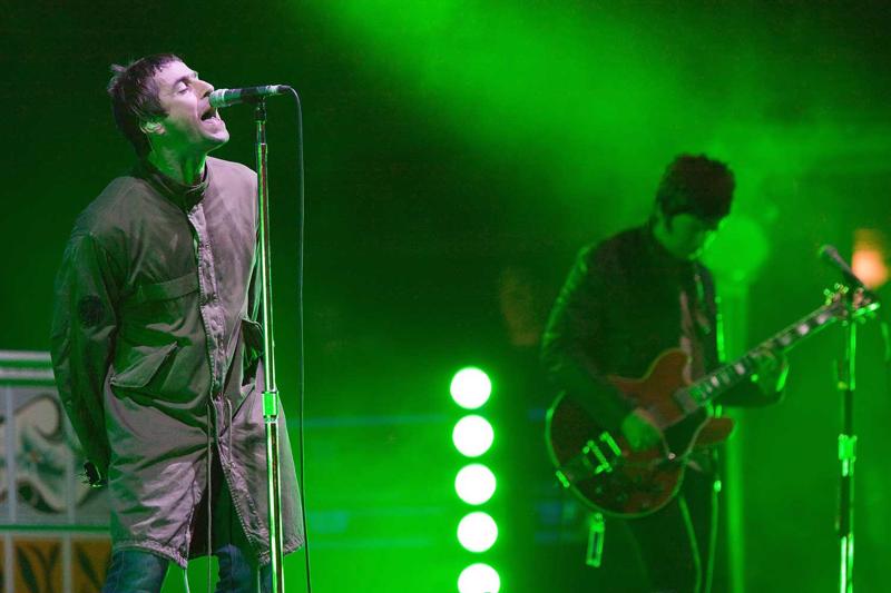 Liams Galahers un Noels Galahers no grupas Oasis uzstājas festivālā Melt! Grēfenhainihenā. Vācija, 19.07.2009.